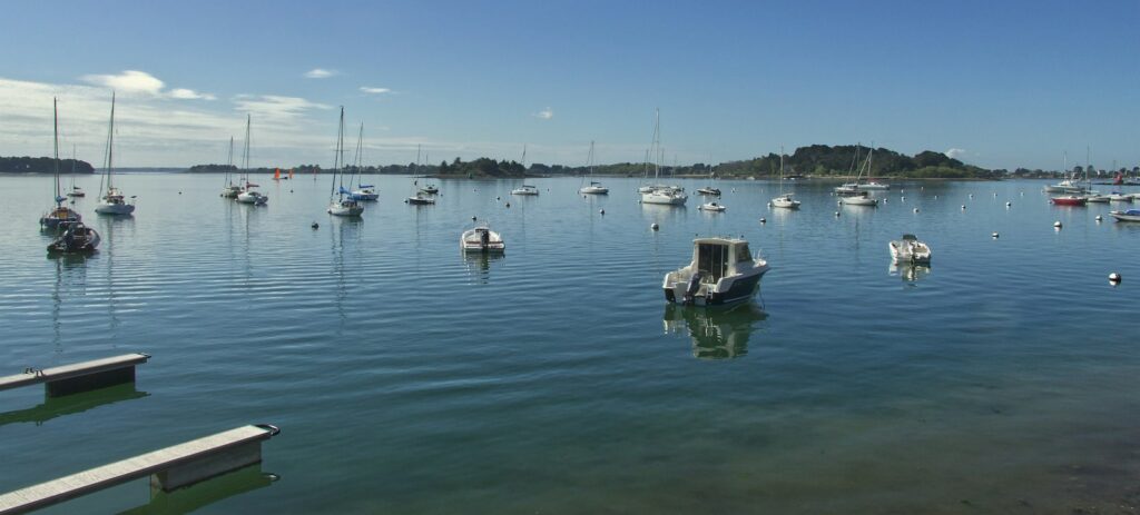 Eilandjes en bootjes in de Golfe du Morbihan