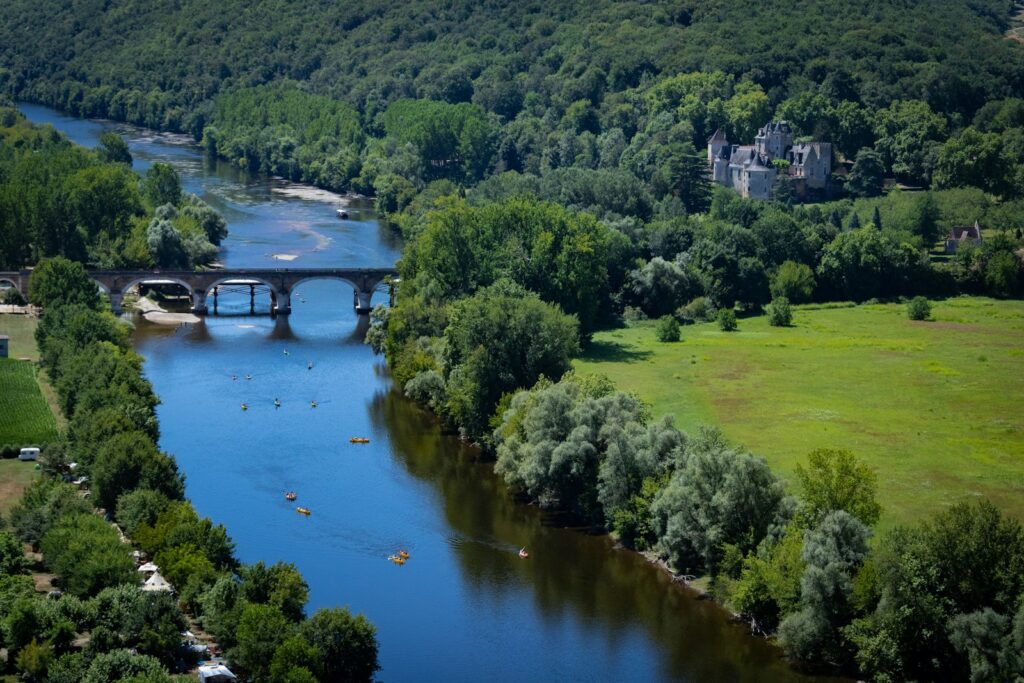 Luchtfoto van de Dordogne bij Beynac-et-Cazenac