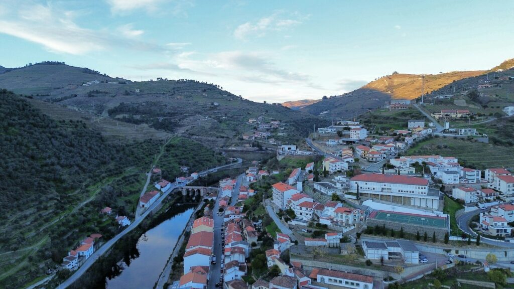 Het dorp Pinhão aan de Douro